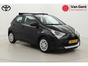 Toyota Aygo - 1.0 VVT-i x-play Elektrisch vouwdak | Airco | Camera | Bluet