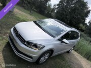 Volkswagen Touran - HIGHLINE 5PERS 1.5 AUTOMAAT €15.400,