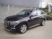 BMW X1 - XDrive20i High Executive Autom Panodak Leder Sportst Stoelve