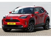 Toyota Yaris Cross - 1.5 Hybrid Dynamic / Winter-Pakket / Navi