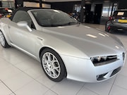 Alfa Romeo Spider - 2.2 JTS Exclusive . Zeer netten Alfa Spider.