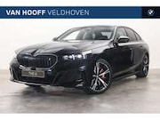 BMW i5 - eDrive40 M Sport / Trekhaak / Panoramadak / Comfor
