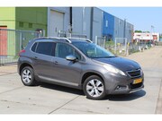 Peugeot 2008 - 1.2 PureTech Allure automaat 1e eig, clima PANO