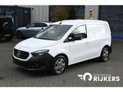 Mercedes-Benz Citan - 110 CDI L1 Pro 3 Zitplaatsen, LED, Camera