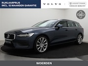 Volvo V60 - T5 AUT(8) MOMENTUM PRO NAVI LEDER ACC BLIS STANDKACHEL TREKH