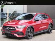 Mercedes-Benz GLA-Klasse - GLA 200 Business Solution AMG l Trekhaak l Panoramadak l S