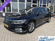 Volkswagen Passat - 2.0 TDI Highline Business R-LINE TREKH AUTOMAAT VITRUAL NAP