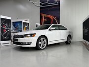 Volkswagen Passat - 2.0 TDI Highline, Automaat, Schuifkanteldak,