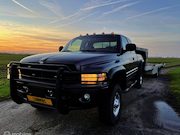 Dodge Ram - 2500 5.9 Cummins Diesel met Fifthwheel aanhanger
