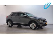 Volkswagen T-Roc - 1.5 TSI 150pk DSG Sport LED Panoramadak Camera Navigatie App