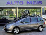Peugeot 307 - 2.0-16V PACK Airco Cruise Trekhaak Panorama
