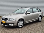 Skoda Octavia - 1.6 TDI Greentech Ambition Dealer Onderhouden