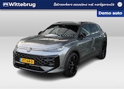 Volkswagen T-Roc - 1.5 eTsi 150PK DSG R-Line First Edition / Resterende Fabriek