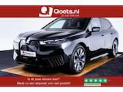 BMW iX - xDrive40 Sportpakket - Trekhaak - Panoramadak - Multifunctio