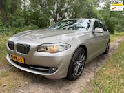 BMW 5-serie - 523i Executive Automaat/Nette auto/NEW APK/Navi/P.sensor