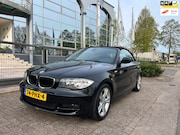 BMW 1-serie - 118i Executive Automaat , leer, trekh, boekjes