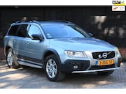 Volvo XC70 - 2.0 D4 FWD Nordic+ Xenon/Leer/Parkeersensor v, a/Spoiler pak