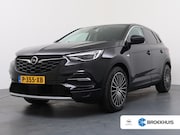 Opel Grandland - 1.6 Turbo Hybrid4 Innovation / Trekhaak / Navigatie / Camera