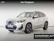 BMW iX1 - eDrive20 67 kWh M Sport Edition | M Sportpakket Pr