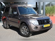 Mitsubishi Pajero - 3.2 DI-D INSTYLE VAN MARGE