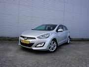 Hyundai i30 - Wagon 1.6 CRDi Airco / Cruise / Elektr. ramen / Parkeers. /