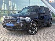 BMW iX3 - High Executive Edition M-Sport 80 kWh Panoramadak / Stuurver
