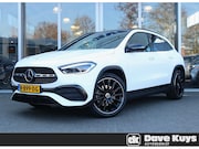 Mercedes-Benz GLA-Klasse - 180 AMG Line Panoramadak | Distronic | Apple Carplay