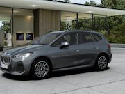 BMW 2-serie Active Tourer - 225e xDrive M Sport Automaat / Trekhaak / Sportstoelen / Ach
