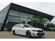 BMW 3-serie - Touring 330e xDrive M-sport M3 stoelen Panoramadak *SOH 98%*
