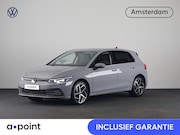 Volkswagen Golf - 1.5 eTSI Style 150PK | Automaat (DSG) | Navigatie | Parkeers