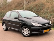 Peugeot 206 - 1.4 XR CAMERA CARPLAY LUXE