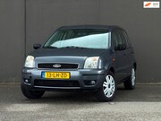 Ford Fusion - 1.6-16V Luxury