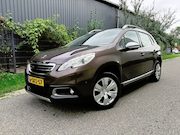 Peugeot 2008 - 1.2 VTi Allure Pack Premium Plus / AIRCO / CRUISE / NAVI
