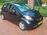 Toyota Aygo - 1.0-12V 5 Deurs Automaat Airco