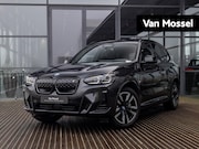 BMW iX3 - Executive 80 kWh | Panoramadak | Adaptieve Cruise-Control | 