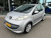 Peugeot 107 - 1.0-12V XS