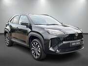 Toyota Yaris Cross - 1.5 Hybride 130 pk Black Edition, Safety + Winter pakket.