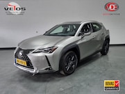Lexus UX - 250h Luxury Line / PDC / Leer / Trekhaak