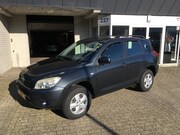 Toyota RAV4 - 2.0 VVTi Linea Terra / 4 WD / APK 2027 !!! / AIRCO / DEALER