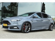 Ford Focus - 2.0 ST-3 | SCHUIFDAK | XENON | LEDER | KEY-LESS | CAMERA | W