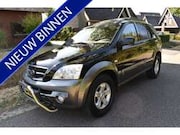 Kia Sorento - 2.5 CRDI Adventure HR