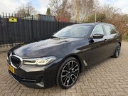 BMW 5-serie - Touring 530d xDrive Business Edition Plus Carplay/Sportleer/
