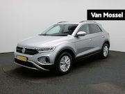 Volkswagen T-Roc - 1.0 TSI Life 75 Edition | 110 PK | Apple Carplay | Android A