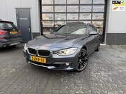BMW 3-serie - Touring 328i High Executive Panoramadak sportstoelen 245 PK