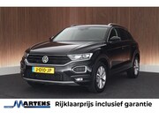 Volkswagen T-Roc - 1.5 TSI 150pk DSG Style Trekhaak Camera Stoelverwarming Pano