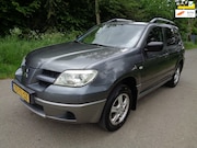 Mitsubishi Outlander - 2.0 Invite+ Airco trekhaakNAP