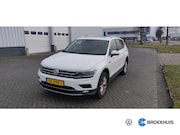 Volkswagen Tiguan All-Space - Allspace 1.4 TSI Highline l Pano Dak l Trekhaak Elektr. l 18