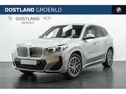 BMW iX1 - eDrive20 M Sport / Sportstoelen / Keyless Entry / Achteruitr