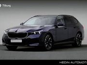 BMW 5-serie - 550 Touring 550e xDrive M Sport Pro | Bowers &