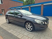 Volvo V60 - 1.6 T3 Kinetic Airco Cruise NAVI